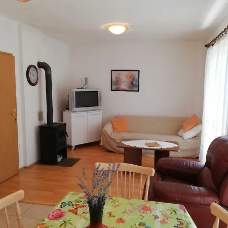 Sv. Vid Apartment Malinska